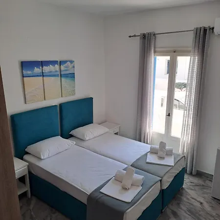 Frangiscos Hostel Páros